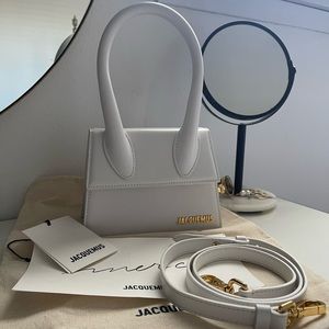 Jacquemus Le Chiquito Moyen